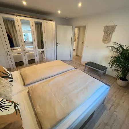 Navia Mira - Design - Ruhig, Modern & Gemuetlich