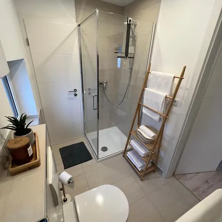 Navia Mira - Design - Ruhig, Modern & Gemuetlich Apartman *